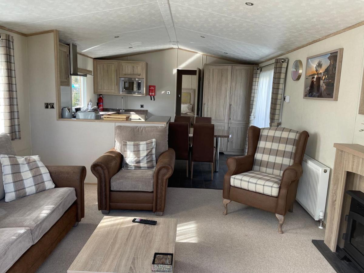 Beautiful 2 Bedroom Helmsley Lodge Northampton Luaran gambar