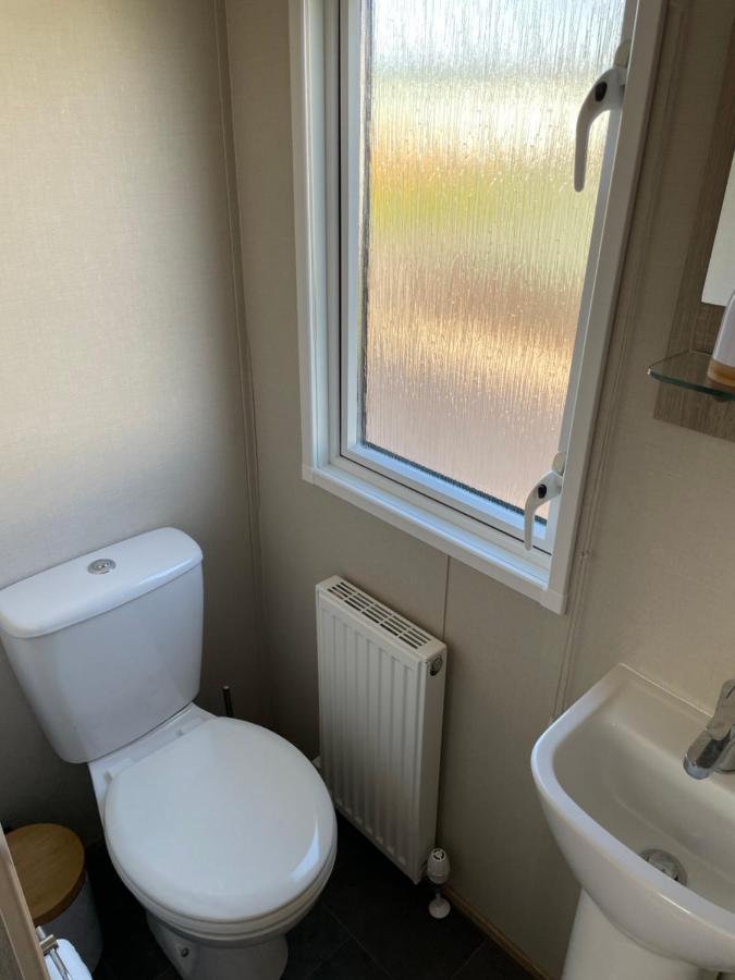 Beautiful 2 Bedroom Helmsley Lodge Northampton Luaran gambar